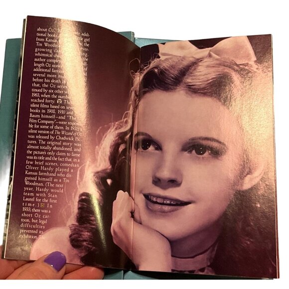 WIZARD OF OZ VHS 50TH ANN ED WITH BOOKLET TURNER ISBN 0792800001 - Picture 4 of 7